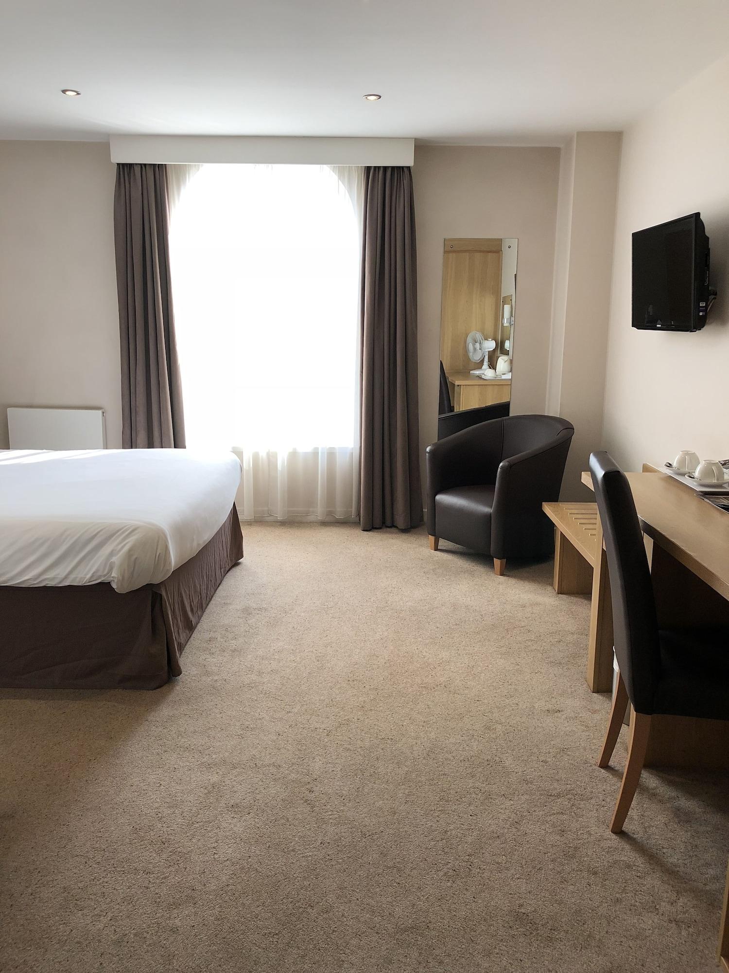 Eaton Hotel Birmingham Bagian luar foto